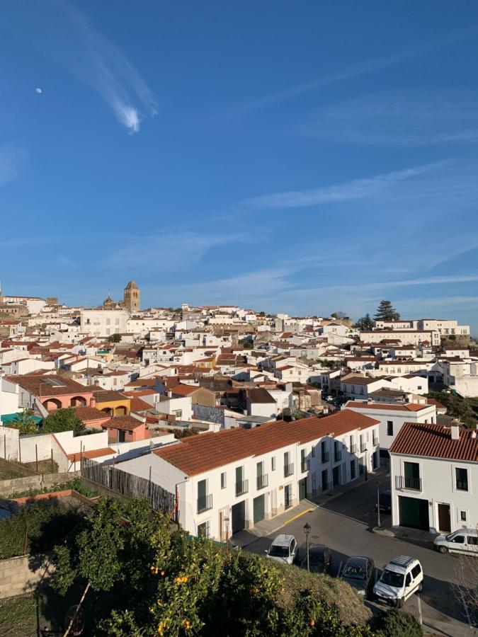 Appartamento Buhardilla Rústica Mirando a Santa Catalina Jerez De Los Caballeros Esterno foto