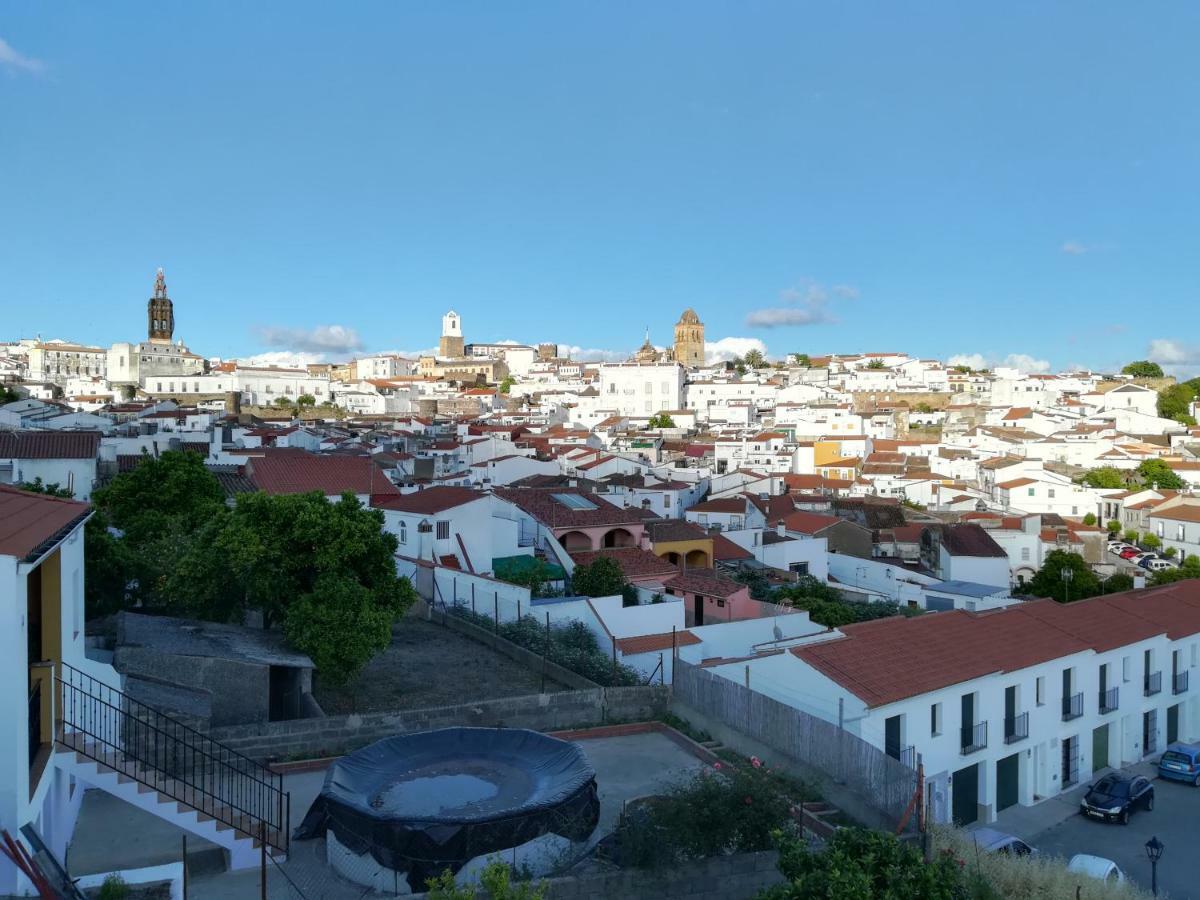 Appartamento Buhardilla Rústica Mirando a Santa Catalina Jerez De Los Caballeros Esterno foto